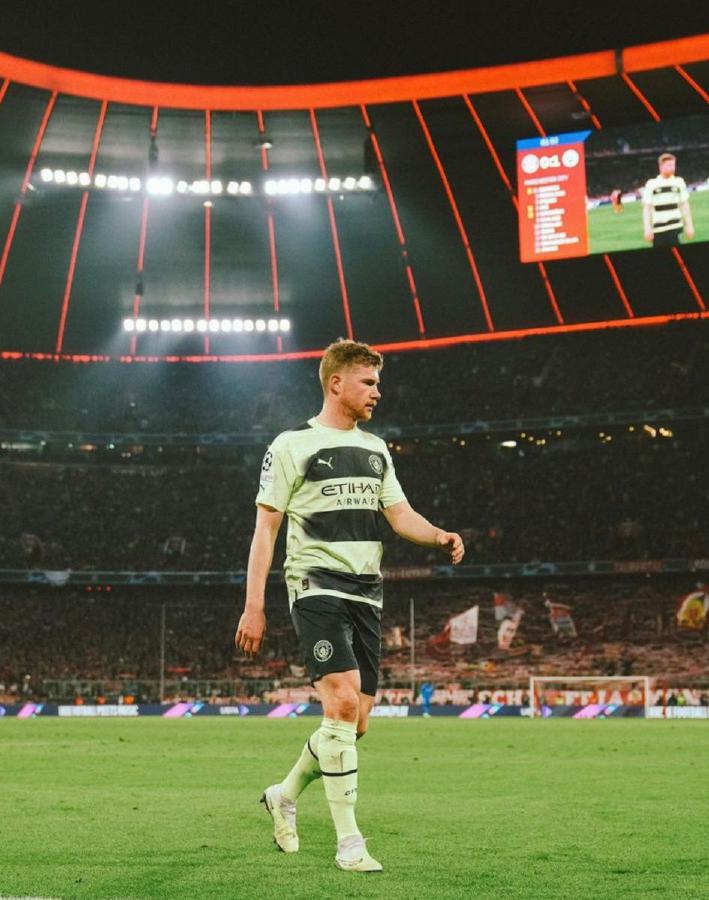 德布劳内2022-23三冠王赛季：曼城历史性三冠的核心引擎